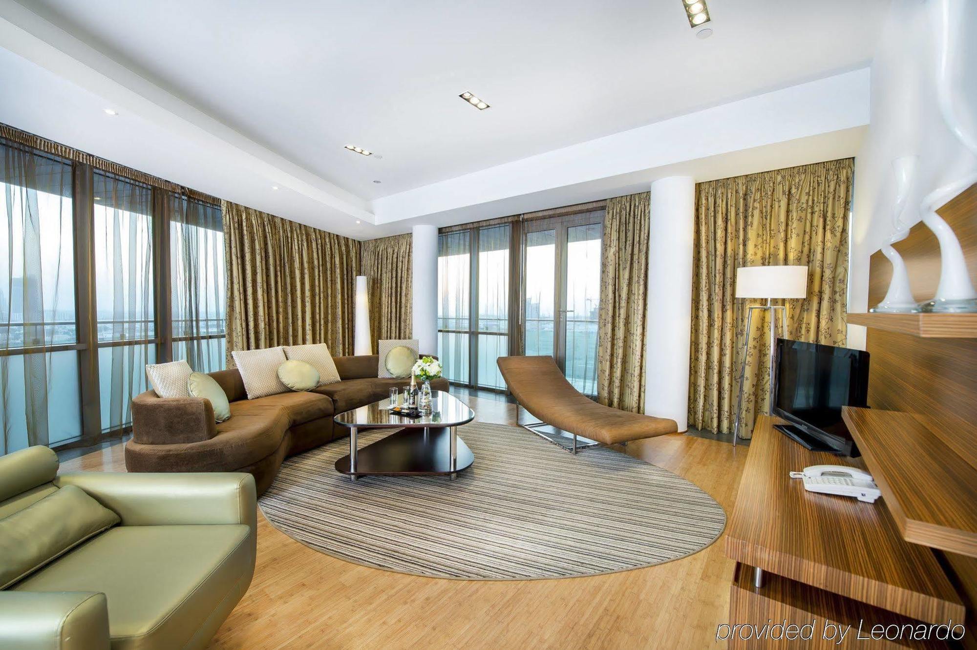 Апарт-готель Burjuman Arjaan By Rotana - 4*